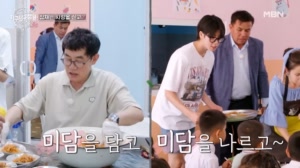 썸네일 이미지